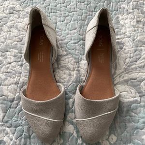 Size 7 Toms Flats